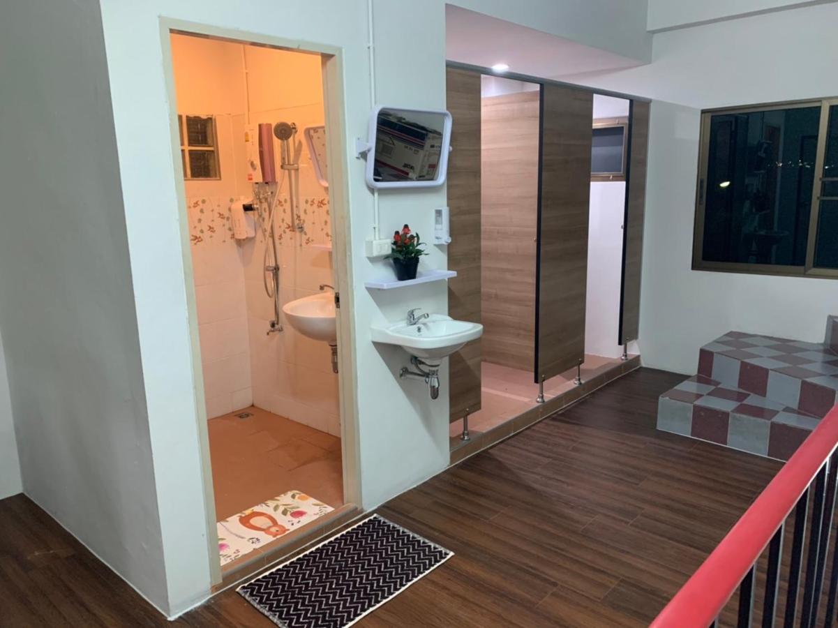 Happy Home Hostel 曼谷 外观 照片