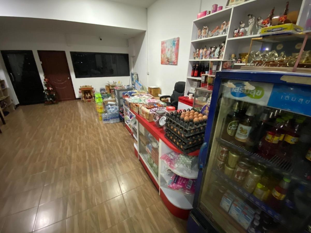Happy Home Hostel 曼谷 外观 照片